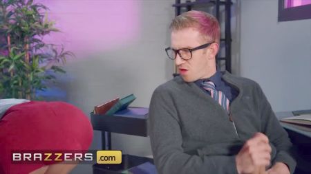 Girl Fucks Ups Man