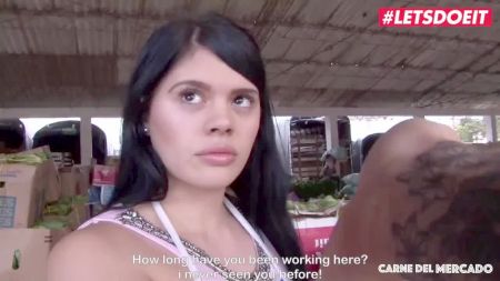 Homemade Blonde Curvy Moms