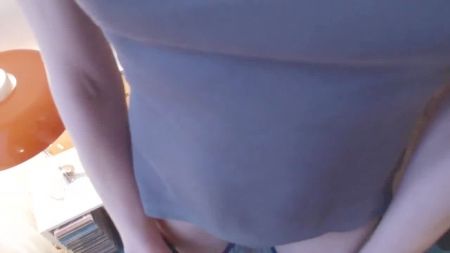 Amateur Blonde Blow Job
