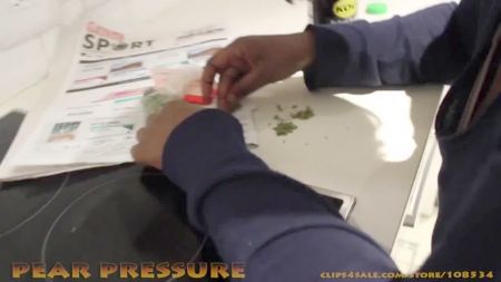 4 Girls Illed Y Strangulation