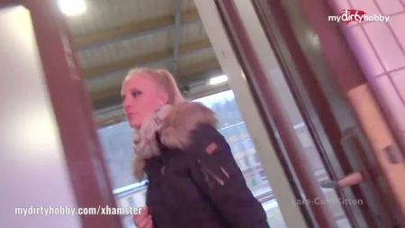 Sarah Vickers Ass Lick