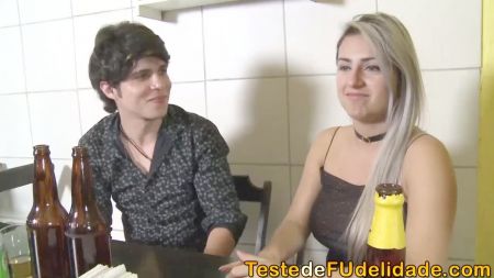 Oung Lesbian Milfs Fucking