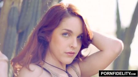 Teens Vs Mature Lesbians