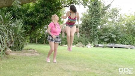 Femdom Mistress Drink Pee