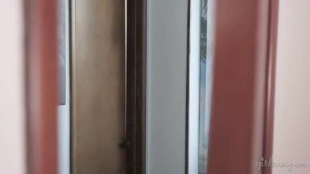 Anal Crampie And Poo