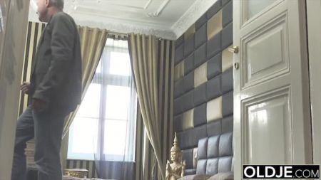 9 Inch Uncut Cock Cumshot