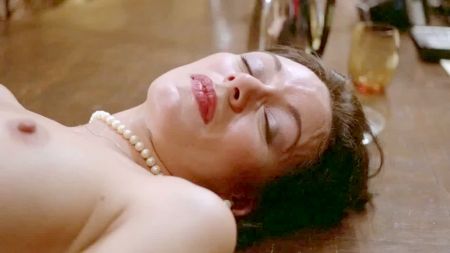 Petite Suceuse En Voiture