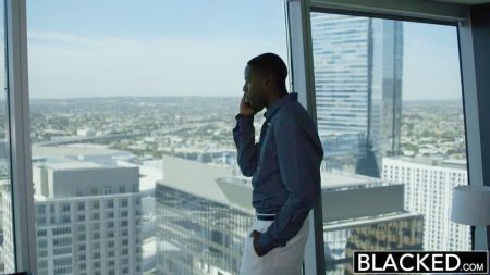 Busty Boobs In Public