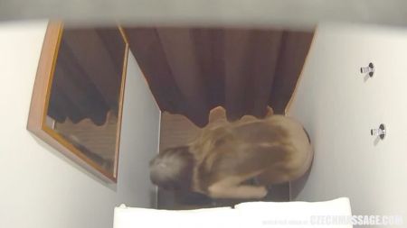 Connors Kissing Bareback Long