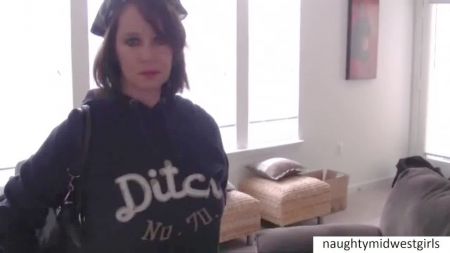 Hottest Cam Babe Ever