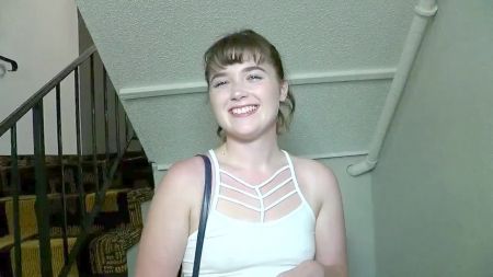 Sarah Vandella Lucy Lee